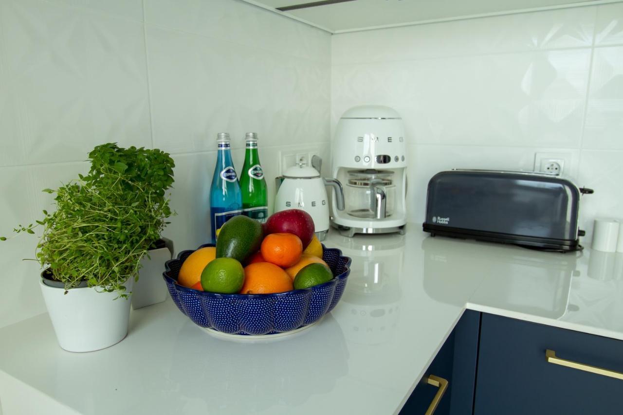 Nowy Apartment Przy Placu Szembeka Warsaw Exterior photo