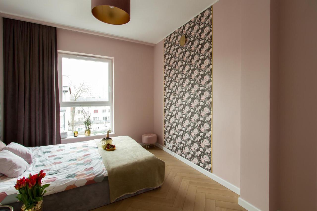 Nowy Apartment Przy Placu Szembeka Warsaw Exterior photo